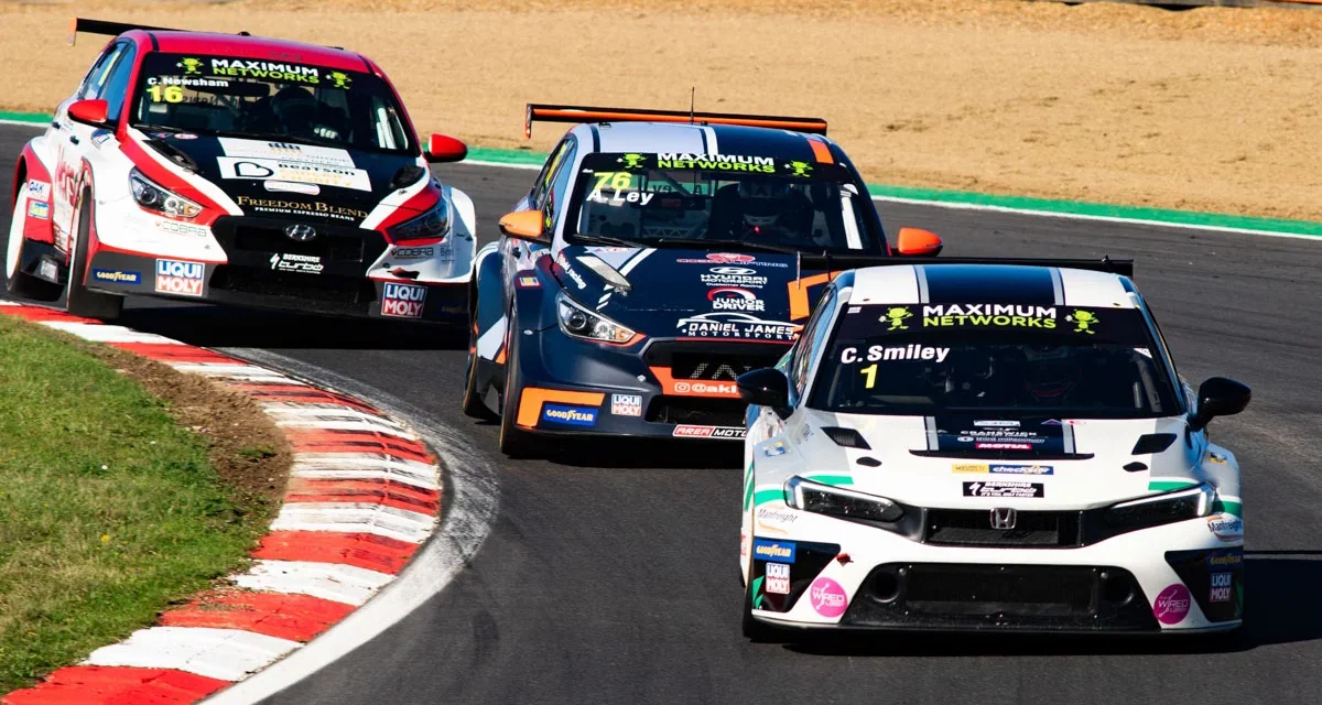 Great pace but no reward at Brands Hatch